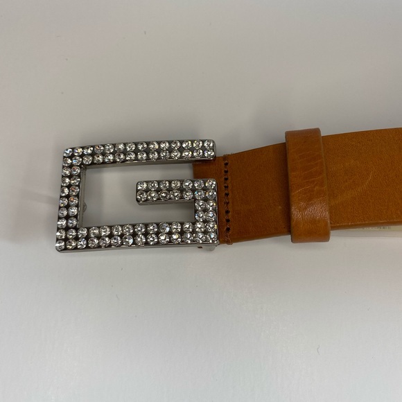 ✨BRAND NEW✨ GUESS BROWN BELT WITH RHINESTONES - Picture 2 of 6